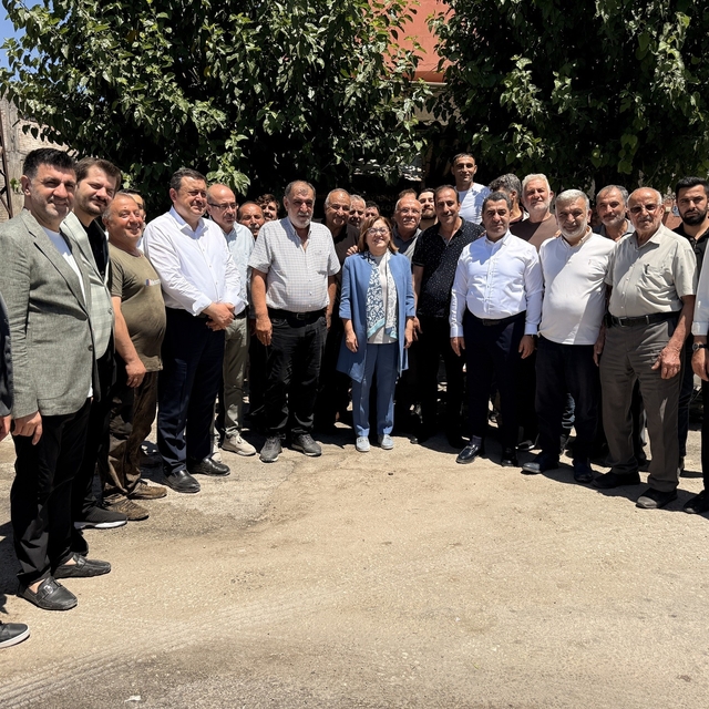 AK Parti Gaziantep Milletvekili Bünyamin Bozgeyik'ten yoğun şehir mesaisi
B...
