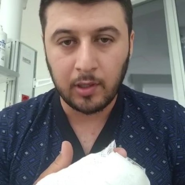 Motokuryeye döner bıçaklı saldırı iddiası
Kopma derecesine gelen parmakları...