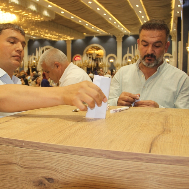 Şanlıurfa'dan örnek dayanışma: Sünnet düğününde takılan tüm takılar şehit a...
