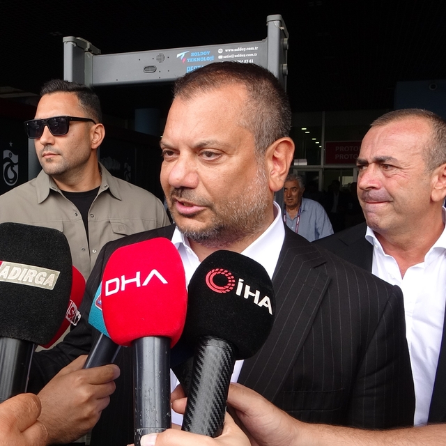 Ertuğrul Doğan: "Salah ile anlaşma yok"
Trabzonspor Kulüp Başkanı Ertuğrul...