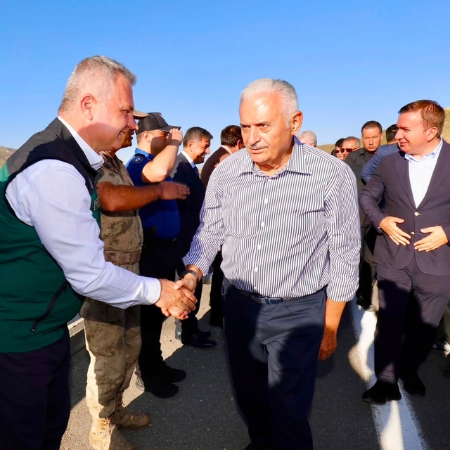 Yıldırım Turnaçayırı Barajı'nda incelemelerde bulundu