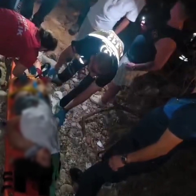Yayla Sahili'nde korkuluk faciası: Genç kadın kayalıklara düştü