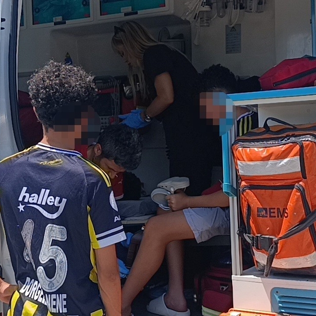 Küçük çocukların motosiklet gezintisi hastanede son buldu
