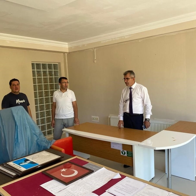 İlçe Milli Eğitim Müdürü Uğurlu, Söke Fen Lisesi'nde incelemelerde bulundu...