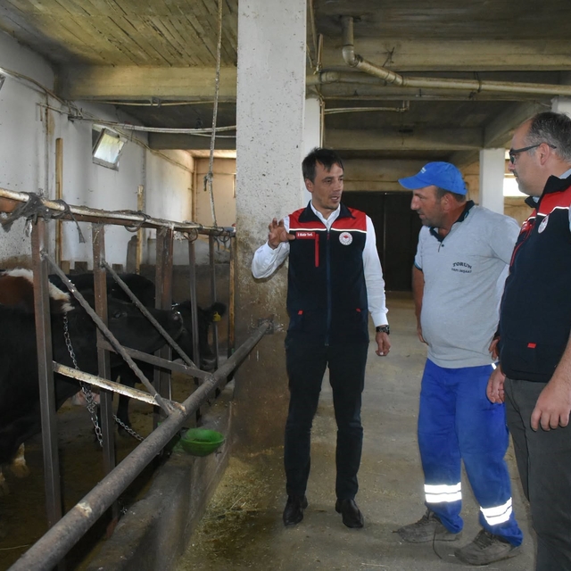 Kırsalda Bereket Projesi kapsamında üreticilerle bir araya gelindi