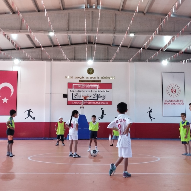 GSB spor okulları Sivrice'de eğitimlerine devam ediyor