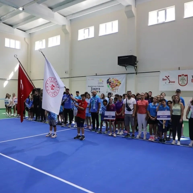 ANALİG tenis müsabakalarının açılış seremonisi yapıldı