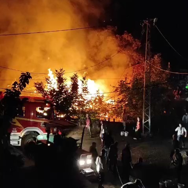 Baba oğlun evi yangında kül oldu