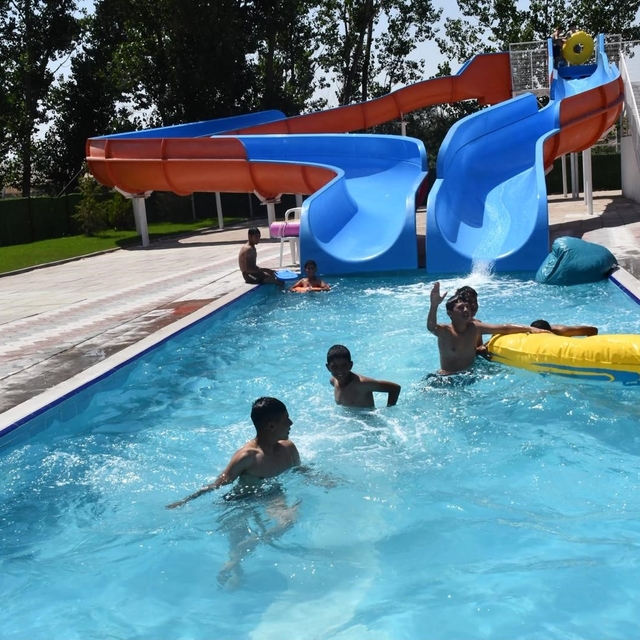 Beylikova'da aquapark ve yüzme havuzları yeniden hizmete açıldı