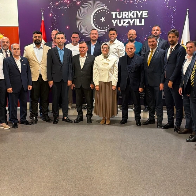 Edremit Ticaret Odası heyetinden AK Parti Genel Merkezi'ne ziyaret