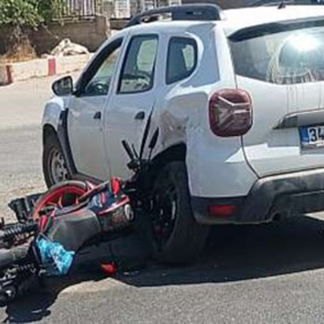 Siirt'te otomobil ile motosiklet çarpıştı: 1 yaralı