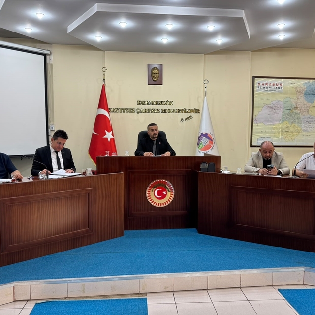 Bağçe: "Planlı yatırımlarla Karabük'ün geleceğini inşa ediyoruz"