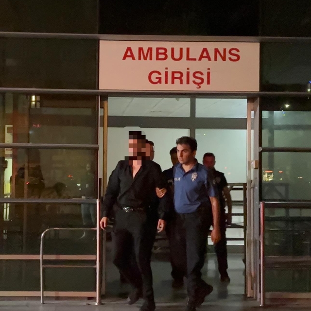 Kayseri'de bıçaklı kavgada olay yerinden kaçan şüpheli karakola teslim oldu...