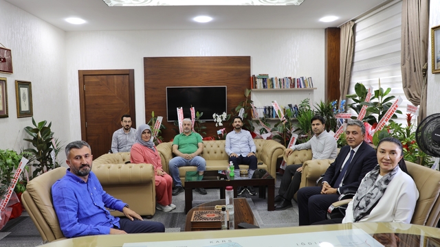 AK Parti heyetinden Ağrı Milli Eğitim Müdürü Çakan'a  tebrik