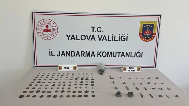 Yalova'da tarihi eser operasyonu: 256 parça ele geçirildi