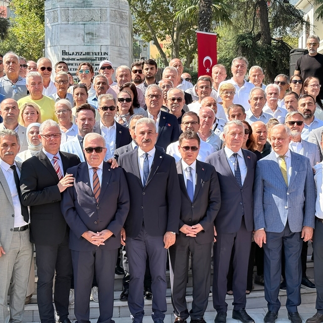 Bursa'da CHP'li belediye başkanı kalmadı
6 ilçenin belediye başkanı CHP'den...