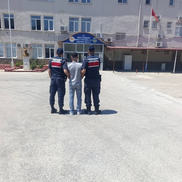 Silahlı yağma suçundan aranıyordu Nazilli'de yakalandı