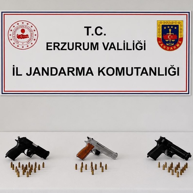 Düğün konvoyundaki 6 sürücüye trafiği engelledikleri gerekçesiyle 540 bin l...