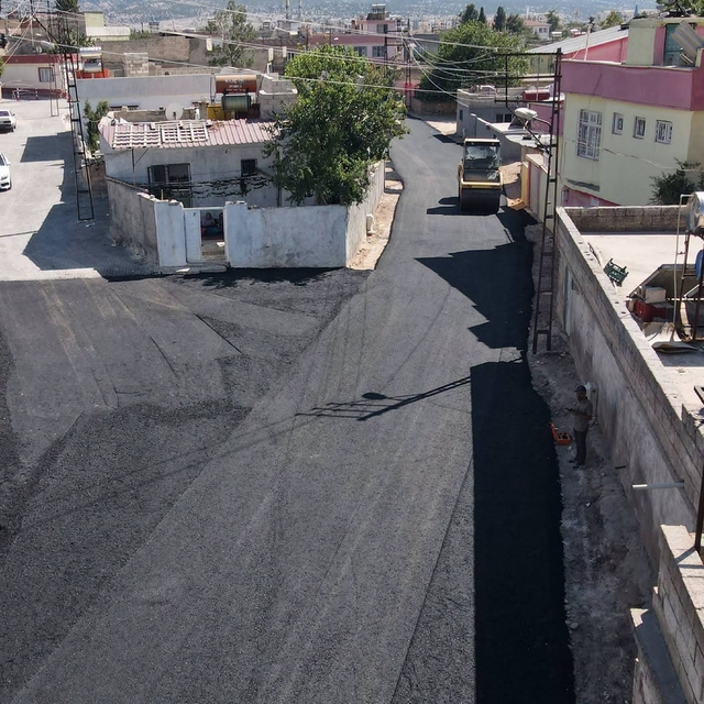 Gaziantep Büyükşehir Belediyesi'nden Araban'a ilk sıcak asfalt