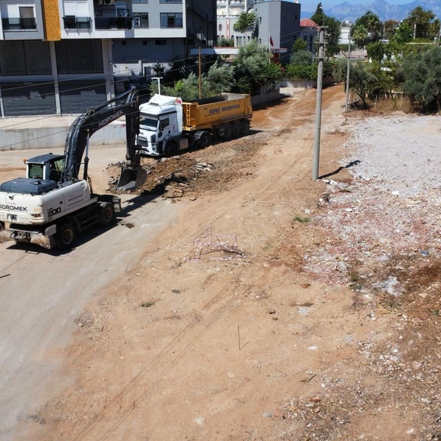 Beşkonak'ın altyapı ve ulaşım ağı güçleniyor