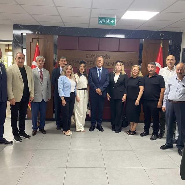Kaymakam Şahin'e muhtarlardan hayırlı olsun ziyareti