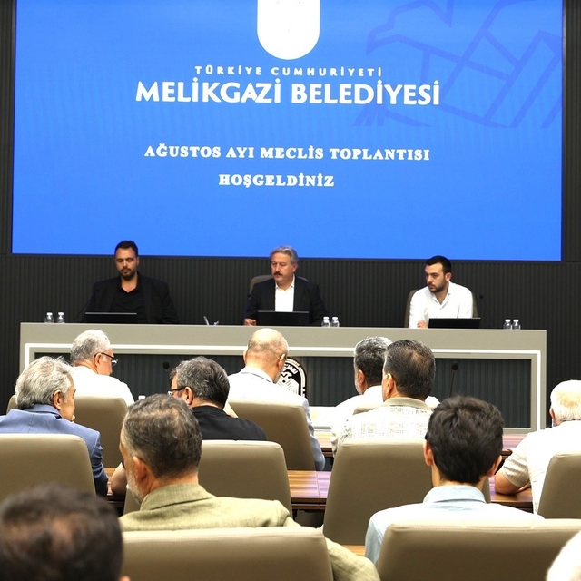 Melikgazi Belediyesi'nden 30 blokluk dev adım
Kazım Karabekir'de büyük yeni...