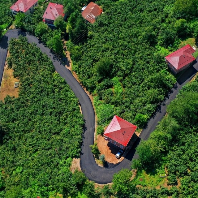 Turizme çıkan yol sıcak asfaltla buluştu
