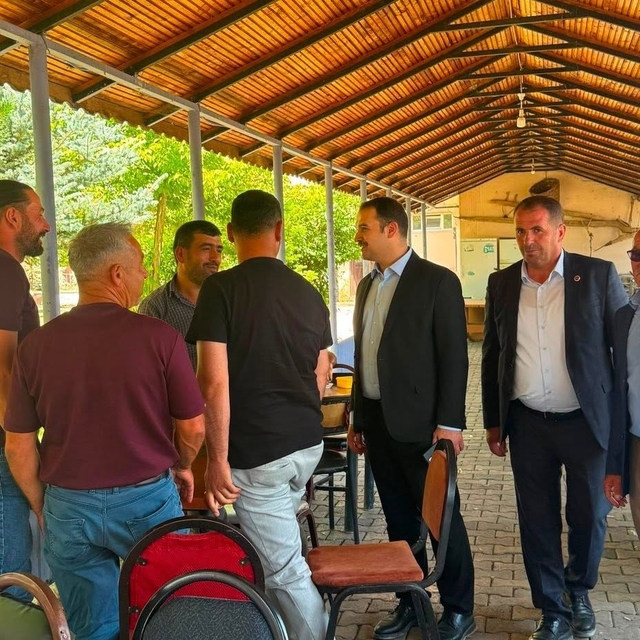 Demirözü Kaymakamı Ahat'ın Gökçedere mesaisi