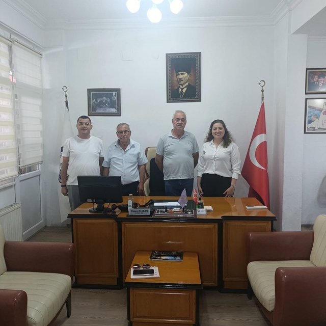Burhaniye'de Sağlık Müdürü Akbey, Esnaf Odasını ziyaret etti