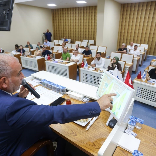 Başkan Sandıkçı: "Eser ve hizmet çıtasını yukarıya taşımaya devam ediyoruz"