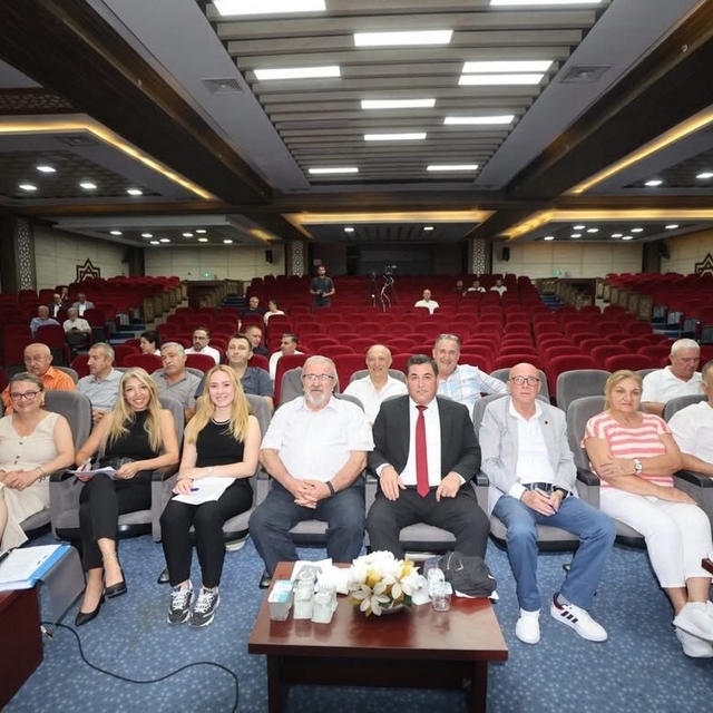 Yunusemre Meclisi'nde dengeler yenilendi