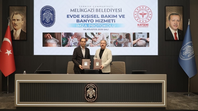 Melikgazi Belediyesi'nde evde kişisel bakım hizmeti protokolü imzalandı