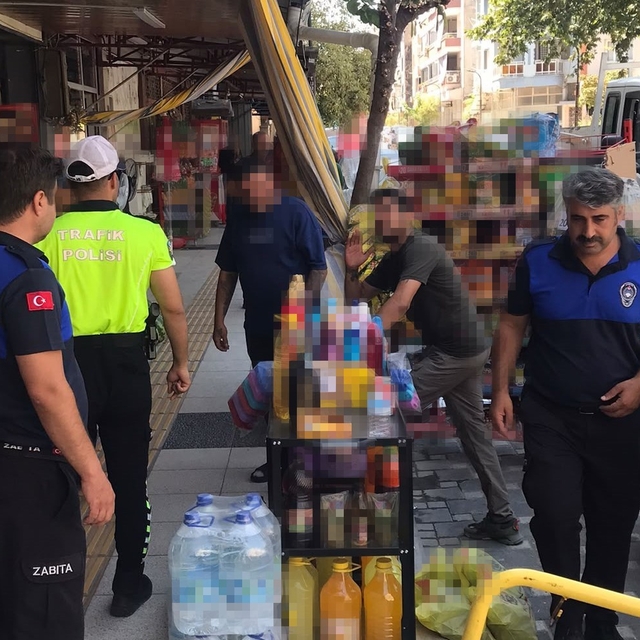 Turgutlu'da kaldırım işgallerine geçit yok