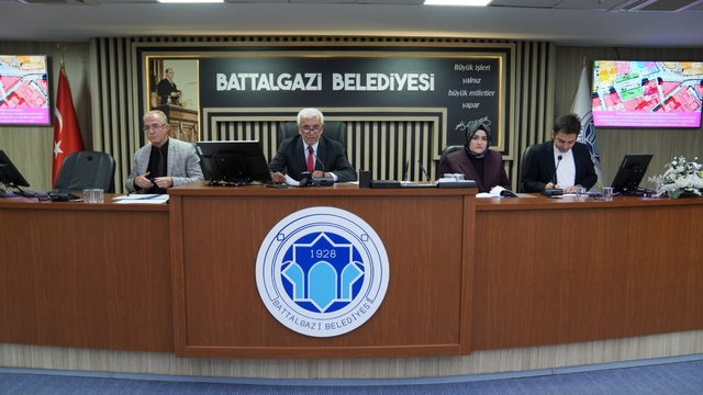 Battalgazi'de yol çalışmaları ilçe genelinde sürüyor