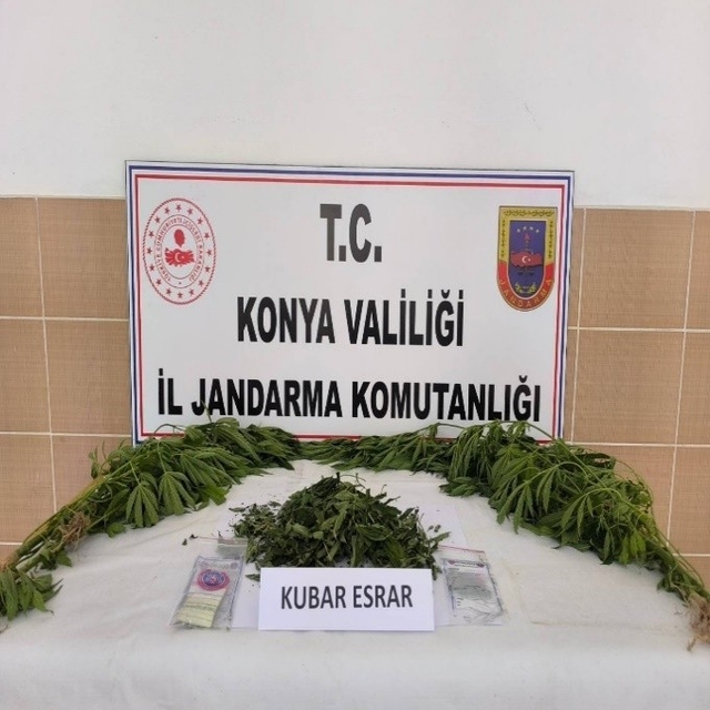Konya'da jandarmadan 47 uyuşturucu operasyonu: 14 tutuklama