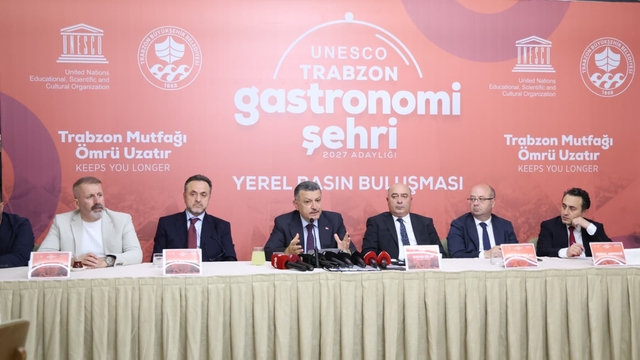 Trabzon Mutfağı UNESCO yolunda
Trabzon Büyükşehir Belediye Başkanı Ahmet Metin Genç:
"Trabzon mutfağı ömrü uzatır"