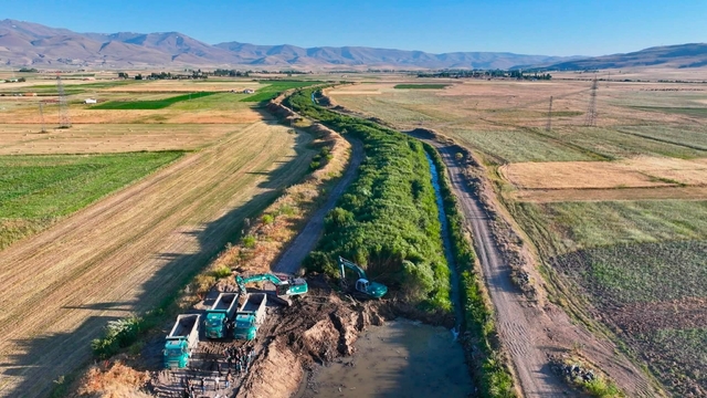 Erzincan'da 30 bin hektarlık arazi toplulaştırma projesi sürüyor
