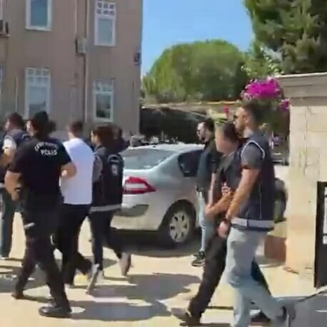 Didim'de göçmen kaçakçılarına operasyon; 6 tutuklama