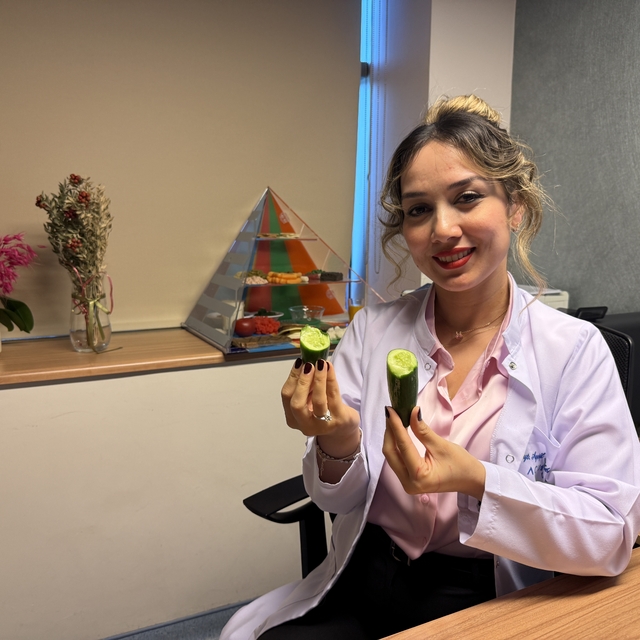 Kilo kontrolünde 'ses ve dokunma' etkisi
Beslenme ve Diyet Uzmanı Ayşegül A...