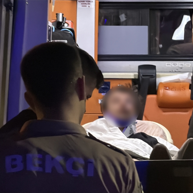 Hastaneden erken ayrıldı, hafızasını kaybetti
Tetkikleri beklemeden hastane...