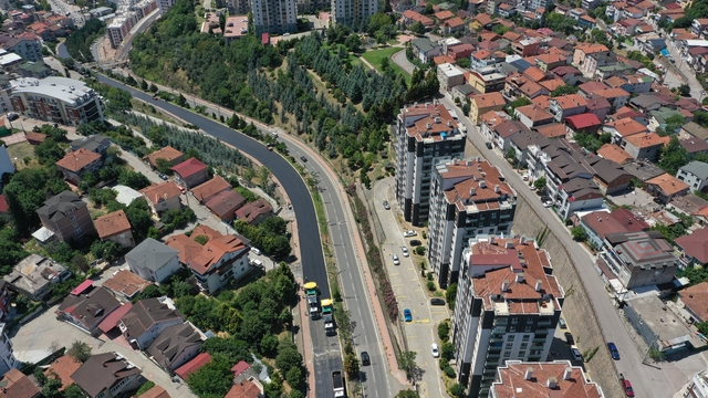 Tosyalı'nın cüruf bazlı yüksek performanslı asfaltı Kocaeli yollarında