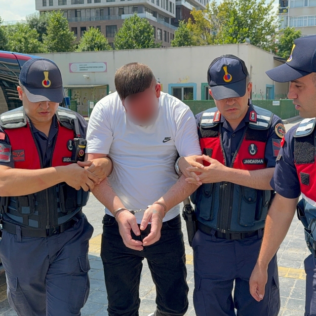 'Silahlı tehdit' suçundan 9 yıl hapis cezası ile aranan şahıs yakalandı