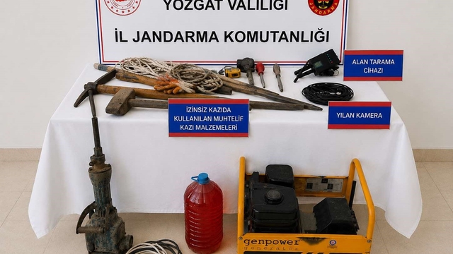 Yozgat'taki kaçak kazıda çeşitli malzemeler ele geçirildi