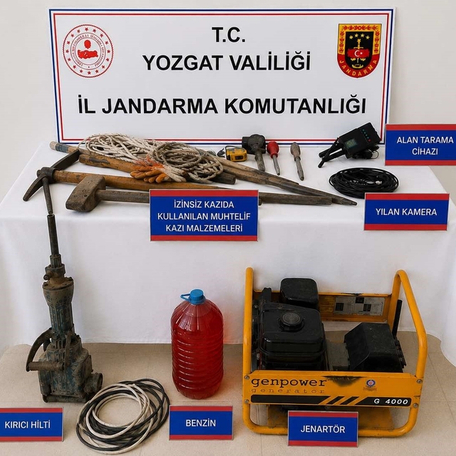 Yozgat'taki kaçak kazıda çeşitli malzemeler ele geçirildi