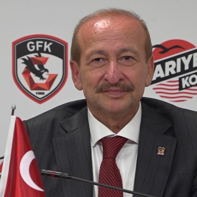 Memik Yılmaz: "Daha güzel bir futbol seyrettirmek için mücadele ediyoruz"
G...