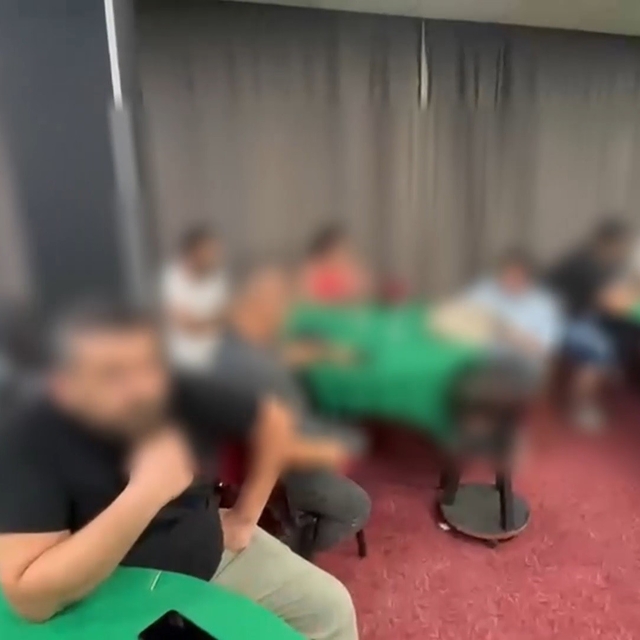 Manisa'da düğün salonu görünümlü kumarhaneye baskın