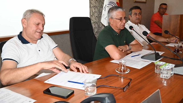 Kemer Belediyesi Ağustos ayı meclis toplantısında araç filosunun güçlendirilmesine yönelik kararlar alındı