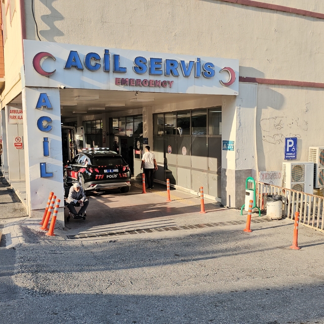 Şanlıurfa'da iki kardeş arasında kavga; 9 yaralı