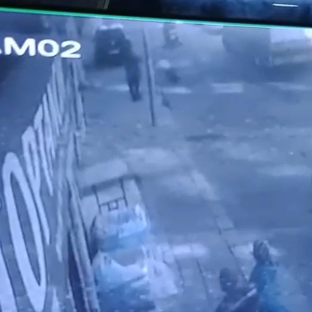 Miras tartışmasında ağabeyini tabanca ile yaraladığı anlar kamerada