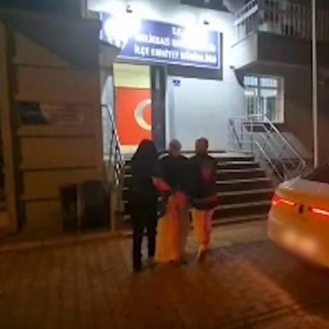Uyuşturucu ticaretinden 12 yıl 6 ay kesinleşmiş hapisle aranan şahıs yakala...